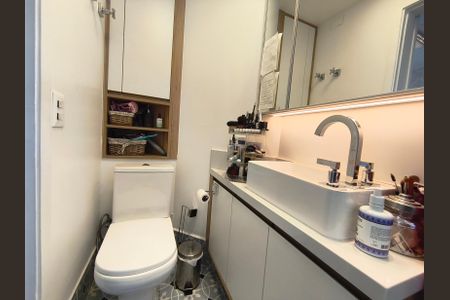 Apartamento à venda com 55m², 2 quartos e 1 vaga Apartamento à venda com 55m², 2 quartos e 1 vagaBanheiro da Suíte