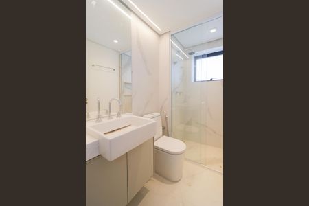 Apartamento para alugar com 186m², 3 quartos e 2 vagas Apartamento para alugar com 186m², 3 quartos e 2 vagasBanheiro da Suíte 2