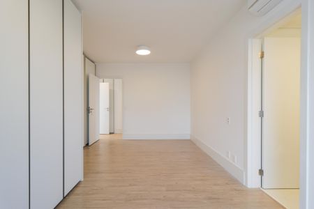 Apartamento para alugar com 186m², 3 quartos e 2 vagas Apartamento para alugar com 186m², 3 quartos e 2 vagasSuíte 1