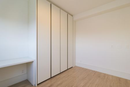 Apartamento para alugar com 186m², 3 quartos e 2 vagas Apartamento para alugar com 186m², 3 quartos e 2 vagasSuíte 2