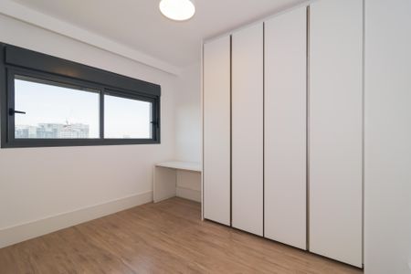 Apartamento para alugar com 186m², 3 quartos e 2 vagas Apartamento para alugar com 186m², 3 quartos e 2 vagasSuíte 2