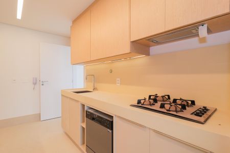 Apartamento para alugar com 186m², 3 quartos e 2 vagas Apartamento para alugar com 186m², 3 quartos e 2 vagasCozinha