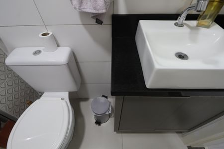Apartamento à venda com 62m², 2 quartos e 1 vagaBanheiro Social