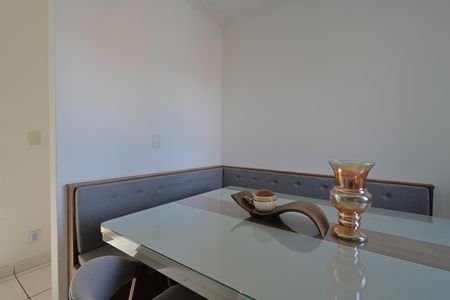 Apartamento à venda com 67m², 2 quartos e 1 vagaSala