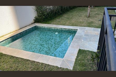 Apartamento à venda com 31m², 2 quartos e sem vagaÁrea comum - Piscina