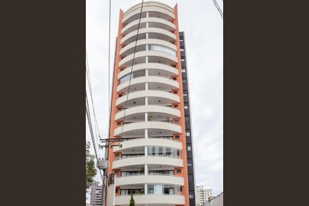 Apartamento à venda com 96m², 2 quartos e 2 vagas Apartamento à venda com 96m², 2 quartos e 2 vagasFachada