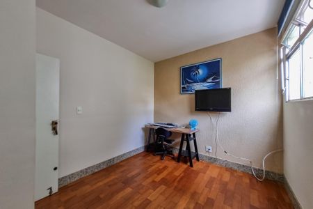 Casa à venda com 480m², 5 quartos e 5 vagasEdicula