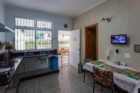 Casa à venda com 480m², 5 quartos e 5 vagasCozinha