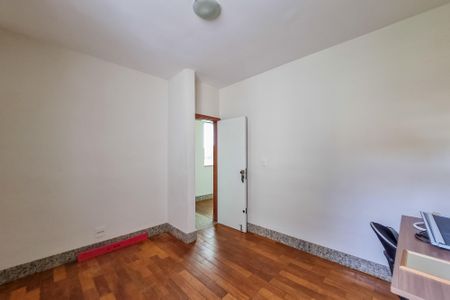 Casa à venda com 480m², 5 quartos e 5 vagasEdicula