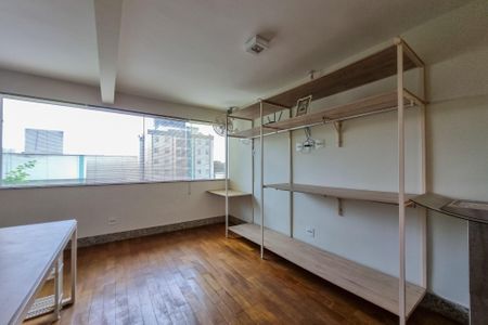 Casa à venda com 480m², 5 quartos e 5 vagasEdicula