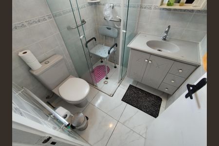 Apartamento à venda com 43m², 2 quartos e 1 vagaBanheiro Social