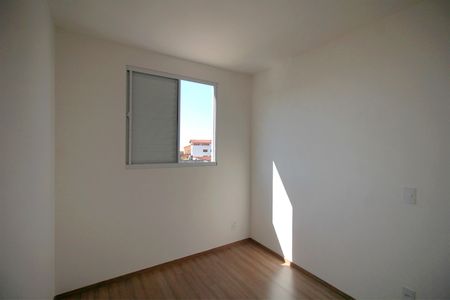 Apartamento à venda com 46m², 2 quartos e 1 vagaQuarto 2
