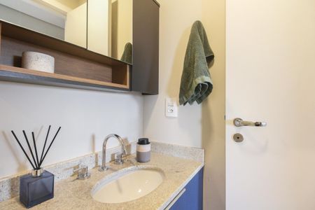 Apartamento à venda com 66m², 2 quartos e 2 vagas Apartamento à venda com 66m², 2 quartos e 2 vagasBanheiro Social