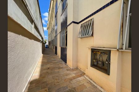 Apartamento à venda com 126m², 2 quartos e 1 vagaHall de entrada