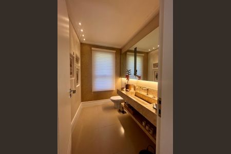 Casa de condomínio à venda com 860m², 4 quartos e 4 vagas Casa de condomínio à venda com 860m², 4 quartos e 4 vagasLavabo