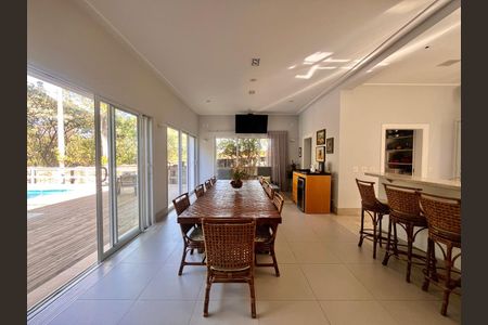 Casa de condomínio à venda com 860m², 4 quartos e 4 vagas Casa de condomínio à venda com 860m², 4 quartos e 4 vagasChurrasqueira