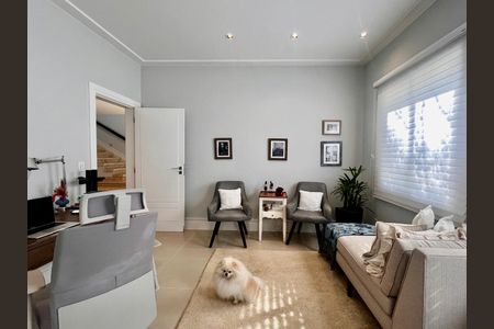 Casa de condomínio à venda com 860m², 4 quartos e 4 vagas Casa de condomínio à venda com 860m², 4 quartos e 4 vagasEscritório
