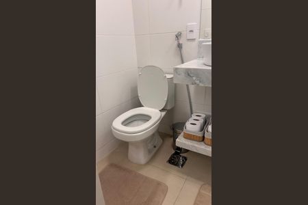 Studio à venda com 32m², 1 quarto e sem vaga Studio à venda com 32m², 1 quarto e sem vagaBanheiro