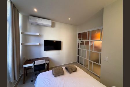 Studio à venda com 32m², 1 quarto e sem vaga