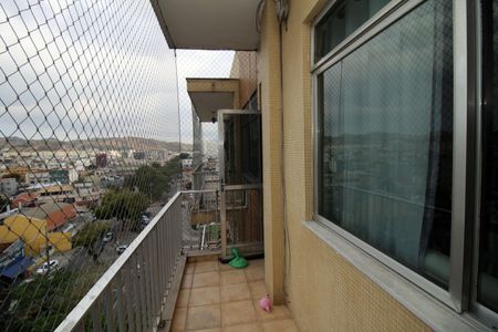 Apartamento à venda com 90m², 2 quartos e 1 vagaVaranda