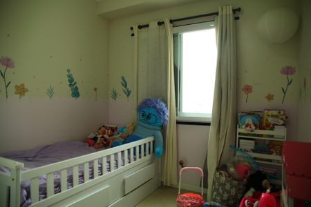 Apartamento à venda com 93m², 2 quartos e 2 vagasQuarto 