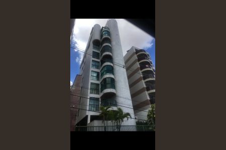 Apartamento à venda com 240m², 3 quartos e 2 vagasFachada