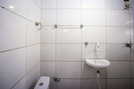 Banheiro de casa à venda com 1 quarto, 45m² em Conceição, Diadema