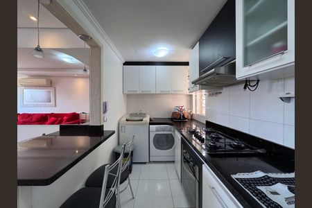 Apartamento à venda com 68m², 2 quartos e sem vaga Apartamento à venda com 68m², 2 quartos e sem vagaCozinha