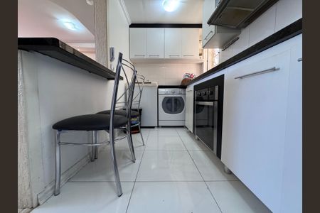 Apartamento à venda com 68m², 2 quartos e sem vaga Apartamento à venda com 68m², 2 quartos e sem vagaCozinha