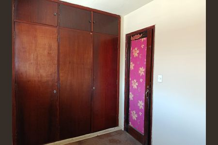 Casa para alugar com 280m², 3 quartos e 1 vaga Casa para alugar com 280m², 3 quartos e 1 vagaQuarto 2