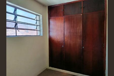 Casa para alugar com 280m², 3 quartos e 1 vaga Casa para alugar com 280m², 3 quartos e 1 vagaQuarto 2