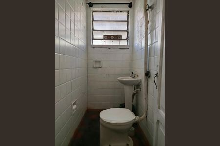 Casa para alugar com 280m², 3 quartos e 1 vaga Casa para alugar com 280m², 3 quartos e 1 vagaLavabo