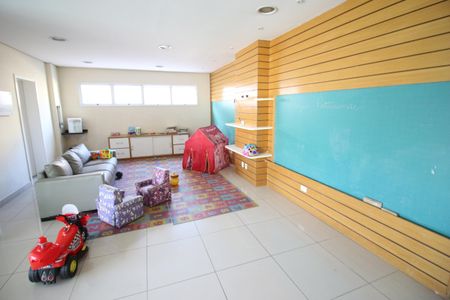 Apartamento à venda com 126m², 3 quartos e 2 vagasÁrea comum - Brinquedoteca