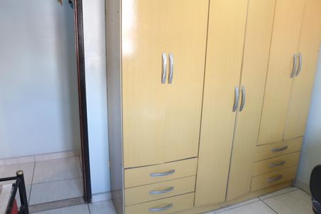 Apartamento à venda com 58m², 2 quartos e 2 vagasQuarto 2