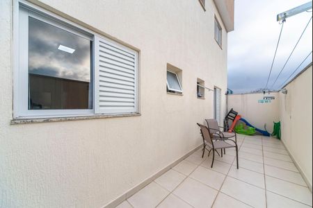 Apartamento à venda com 64m², 2 quartos e 1 vagaVaranda do Quarto 2