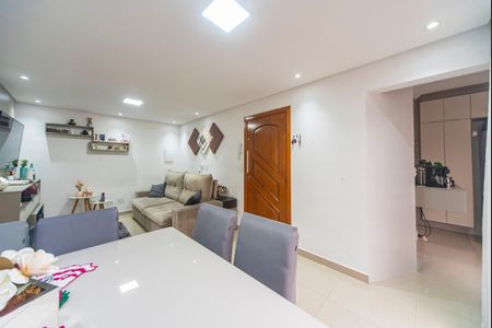 Apartamento à venda com 64m², 2 quartos e 1 vagaSala