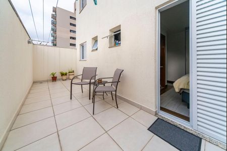 Apartamento à venda com 64m², 2 quartos e 1 vagaVaranda do Quarto 2