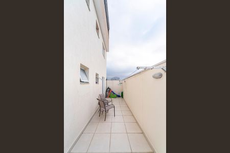 Apartamento à venda com 64m², 2 quartos e 1 vagaVaranda do Quarto 2