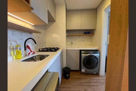 Apartamento à venda com 33m², 2 quartos e sem vaga Apartamento à venda com 33m², 2 quartos e sem vagaCozinha e Área de Serviço