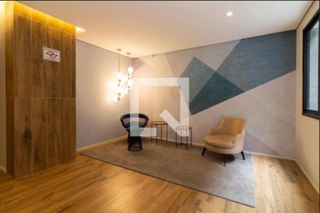 Apartamento à venda com 33m², 2 quartos e sem vaga Apartamento à venda com 33m², 2 quartos e sem vagaHall