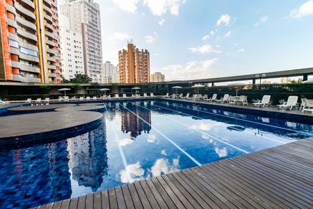 Apartamento à venda com 220m², 4 quartos e 2 vagas Apartamento à venda com 220m², 4 quartos e 2 vagasÁrea comum