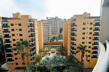 Apartamento à venda com 220m², 4 quartos e 2 vagas Apartamento à venda com 220m², 4 quartos e 2 vagasVista - Suíte 3