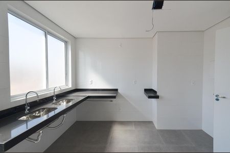 Apartamento à venda com 212m², 4 quartos e 4 vagas Apartamento à venda com 212m², 4 quartos e 4 vagasCozinha - Cozinha