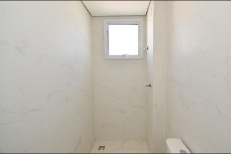 Apartamento à venda com 212m², 4 quartos e 4 vagas Apartamento à venda com 212m², 4 quartos e 4 vagasBanheiro da Suíte 4