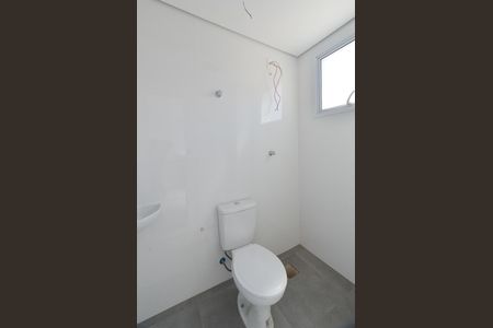 Apartamento à venda com 212m², 4 quartos e 4 vagas Apartamento à venda com 212m², 4 quartos e 4 vagasBanheiro de Serviço