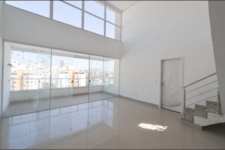 Apartamento à venda com 212m², 4 quartos e 4 vagas Apartamento à venda com 212m², 4 quartos e 4 vagasSala