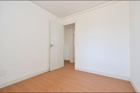 Apartamento à venda com 212m², 4 quartos e 4 vagas Apartamento à venda com 212m², 4 quartos e 4 vagasQuarto 1