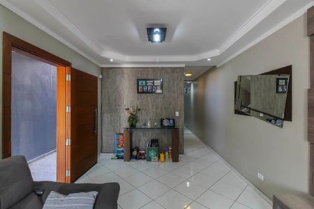 Casa à venda com 180m², 6 quartos e 3 vagas Casa à venda com 180m², 6 quartos e 3 vagasSala