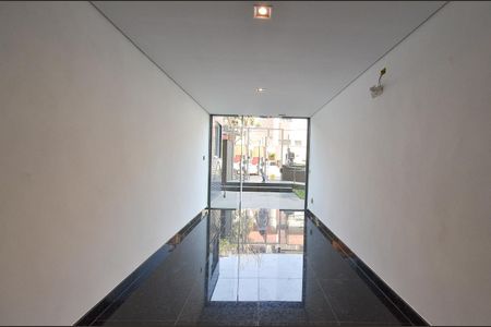 Apartamento à venda com 212m², 4 quartos e 4 vagas Apartamento à venda com 212m², 4 quartos e 4 vagasHall de entrada
