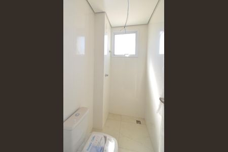 Apartamento à venda com 212m², 4 quartos e 4 vagas Apartamento à venda com 212m², 4 quartos e 4 vagasBanheiro Social